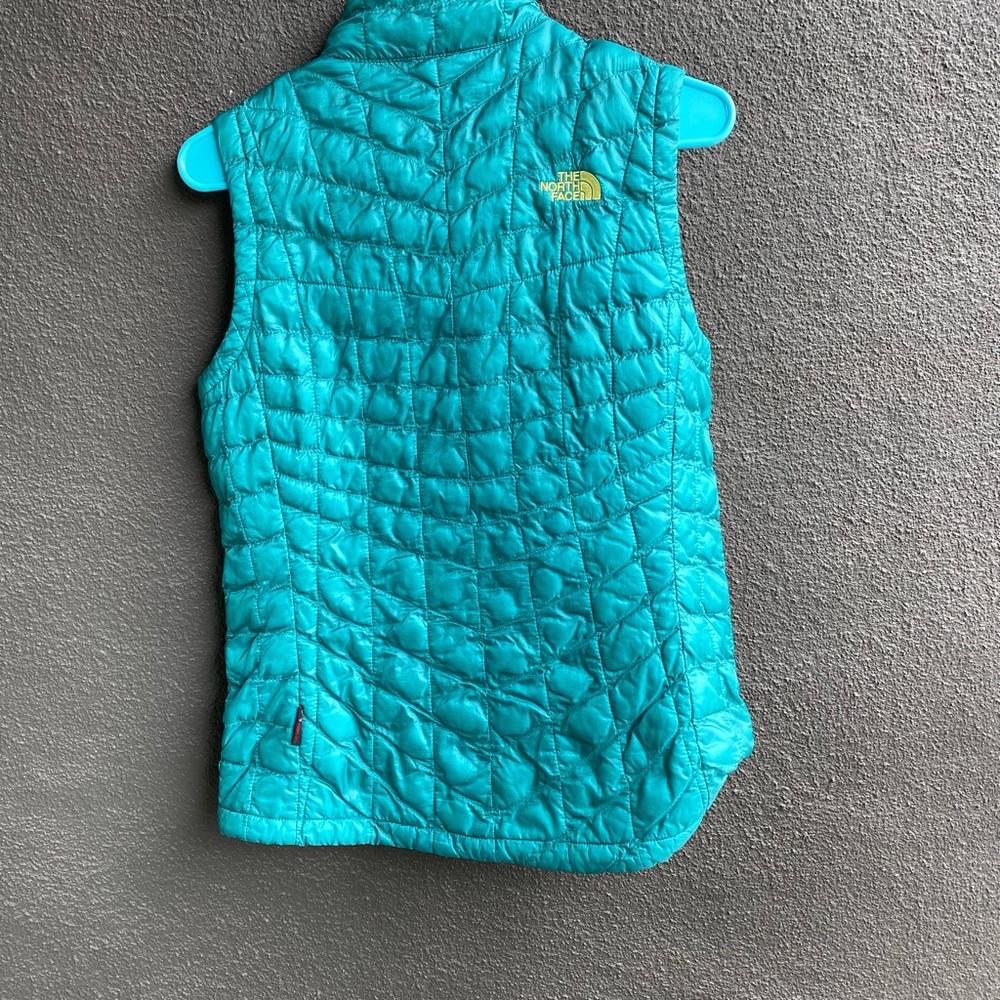 A North Face Vest - Picture 5 of 7